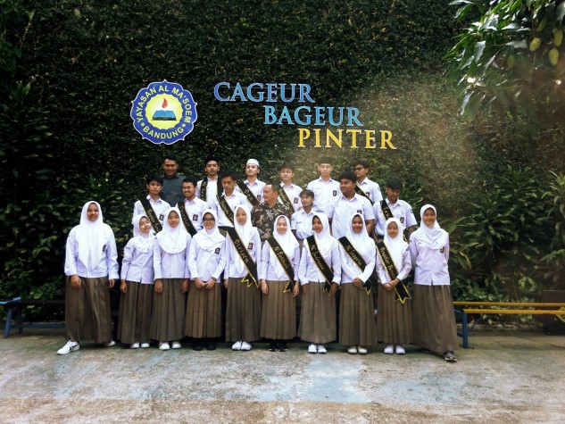 Kiat-kiat Pondok Pesantren dalam Menciptakan Santri Akhlakul Karimah