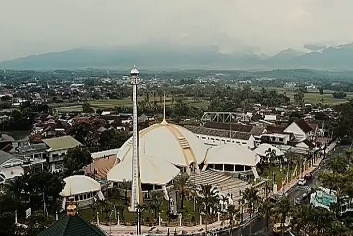 Inovasi Lingkungan Hidup di Jember dan Peran DLH dalam Pembangunan Berkelanjutan