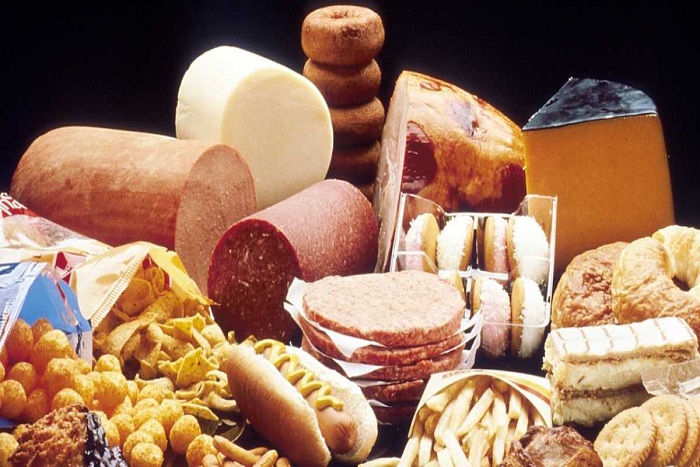 Makanan Tinggi Kolesterol yang Harus Dihindari Penderita Kolesterol