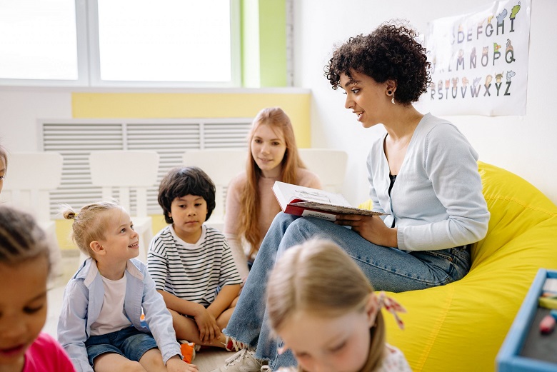 Coba Ajak Si Kecil Belajar Dengan Montessori Learning