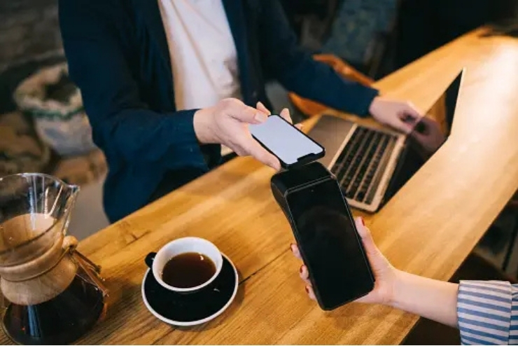 Konten Sudah Ramai Tapi Masih Diragukan? Ini Cara Bikin Audiens Percaya Tanpa Harus Jualan Keras
