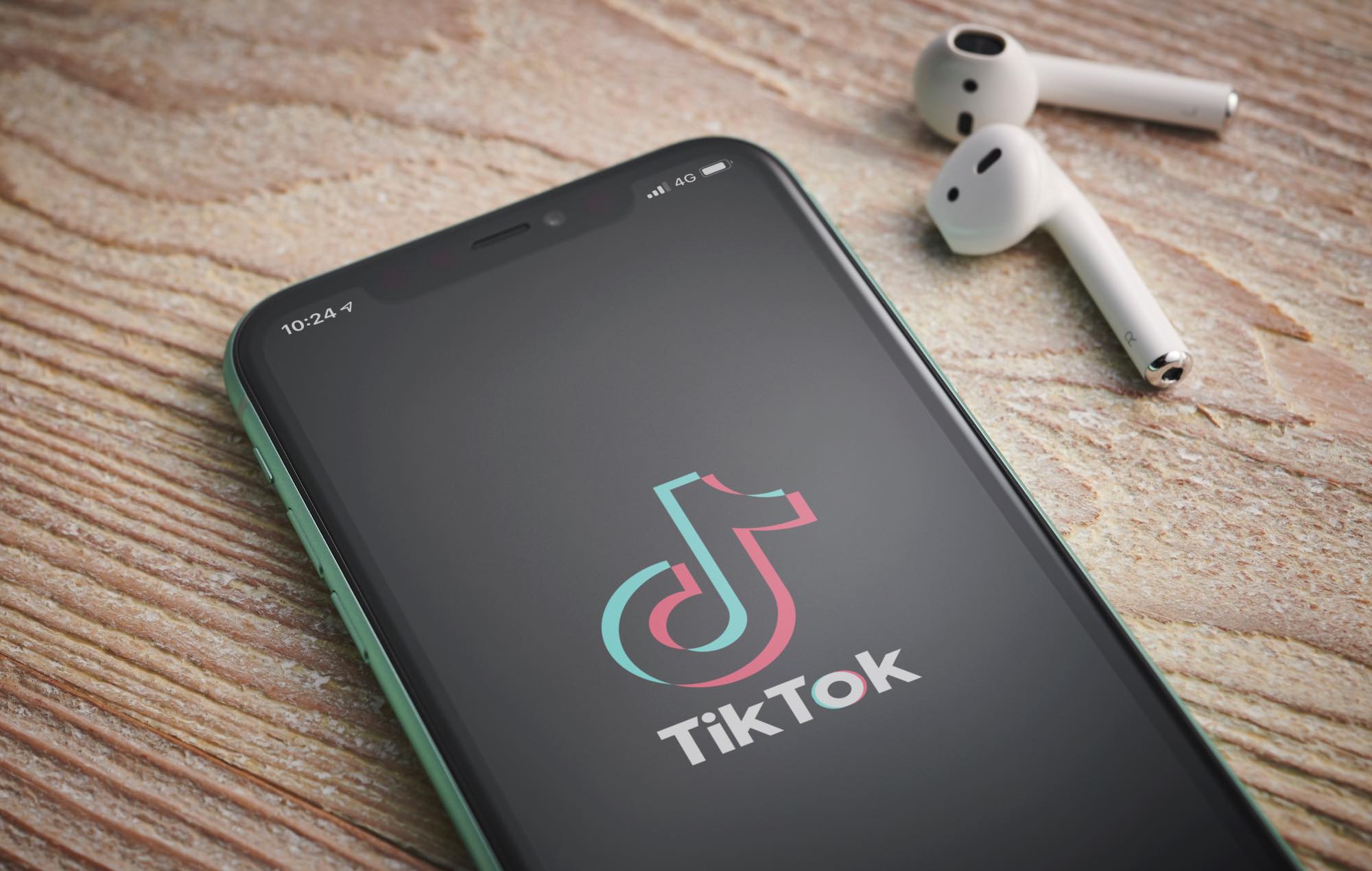 Meningkatkan Popularitas Konten Anda dengan Jasa Followers TikTok Real dari Rajakomen.com