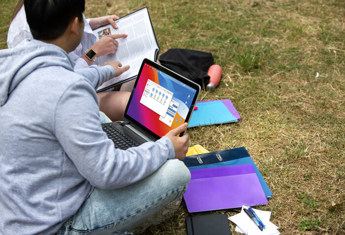 Kelas Karyawan di Era Digital: Manfaat Kuliah Online untuk Pekerja