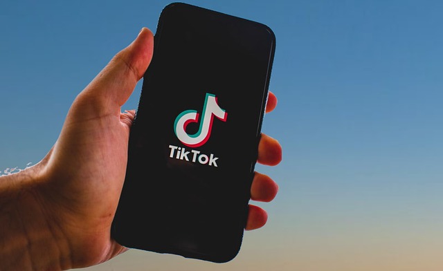 Pendekatan Strategis Kampanye TikTok Melalui Konten Video Pendek untuk Meningkatkan Kesadaran Brand
