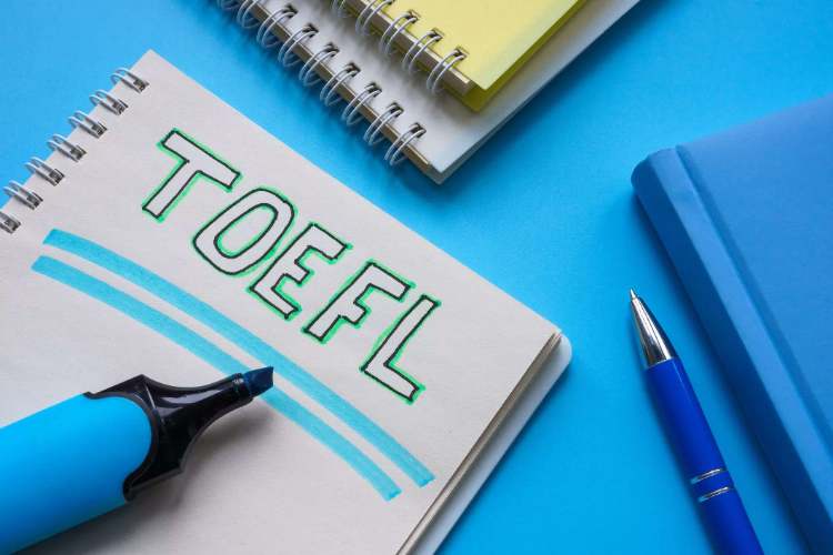 Persiapan TOEFL untuk Beasiswa Luar Negeri: Syarat dan Target Skor
