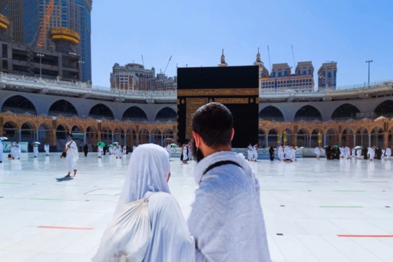 Contoh Sukses Promosi SEO Website Travel Umroh dan Haji di Indonesia