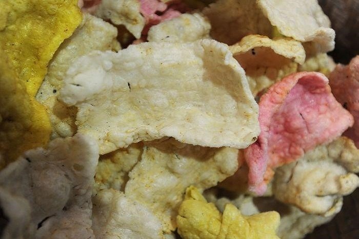 Camilan Kerupuk Melarat Khas Cirebon