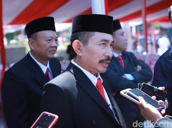 Profil Lengkap Haryanto: Dari Kepala Daerah ke Kursi Wakil Rakyat PDI-P