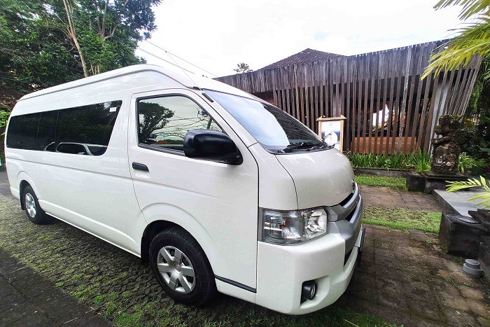 Tips Memilih Jasa Sewa Hiace Terpercaya di Bali
