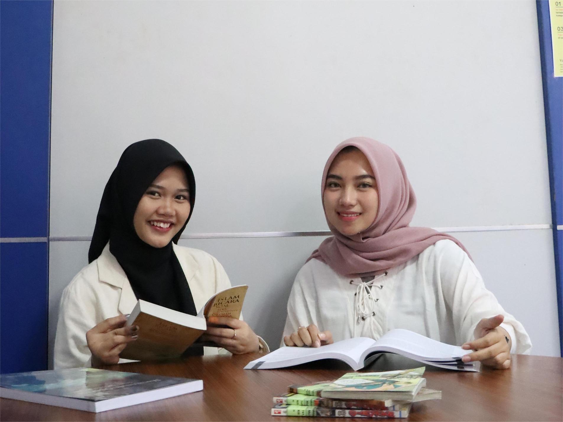 Ingin Punya Personal Branding dan Portfolio Unggul? Ini Cara Kampus Terakreditasi Membimbing Mahasiswa Sukses!